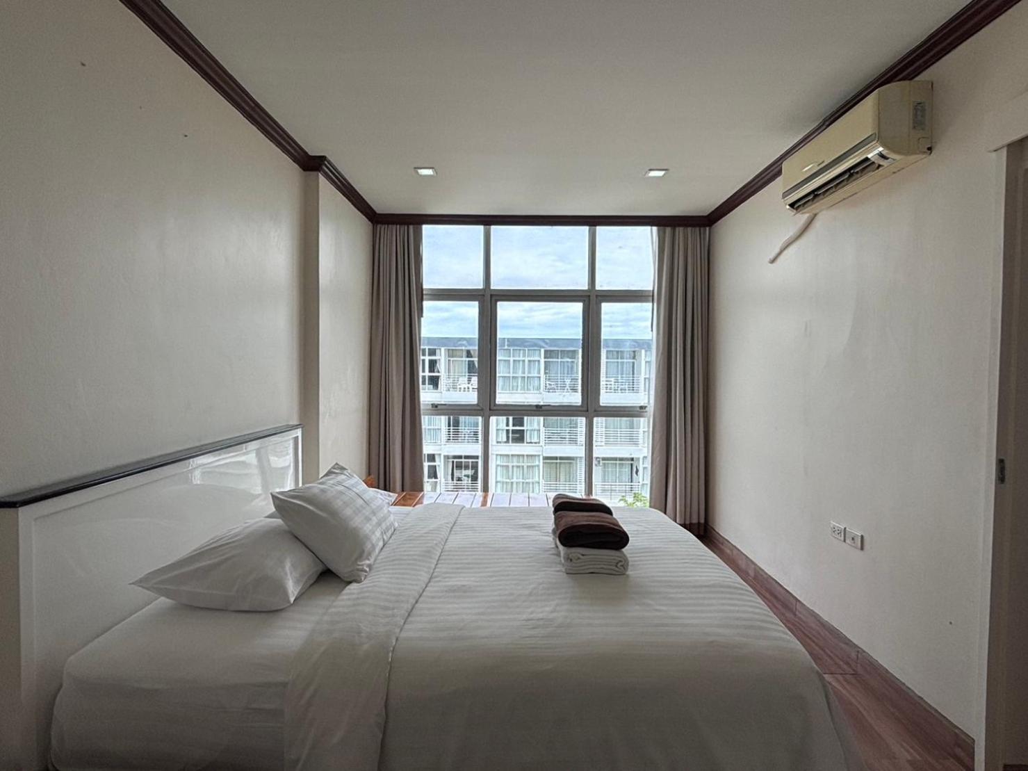 At Sea Condotel Ban Ko Kwang Экстерьер фото